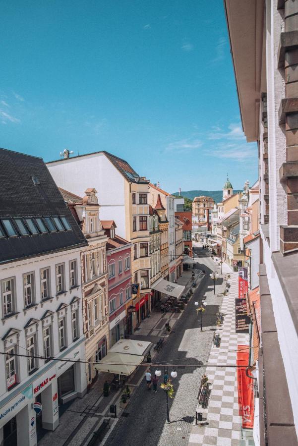 Grand Apartments In The Centre Of Teplice Exteriér fotografie